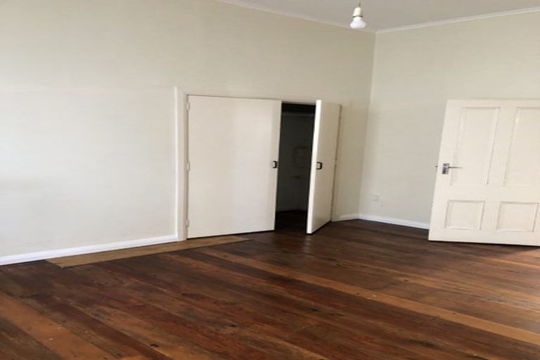 Photo of property in 12 Wilson Street, Newtown, Wellington, 6021