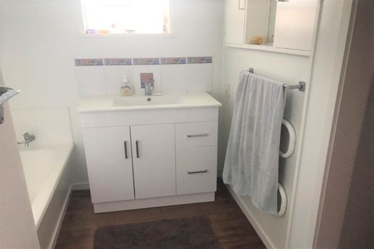 Photo of property in 9 Ross Place, Opaheke, Papakura, 2113