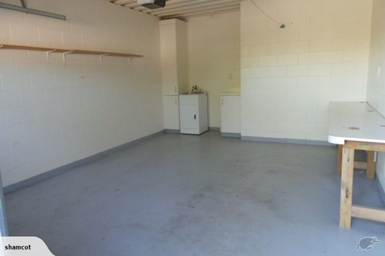 Photo of property in 42 Glenfern Road, Mellons Bay, Auckland, 2014