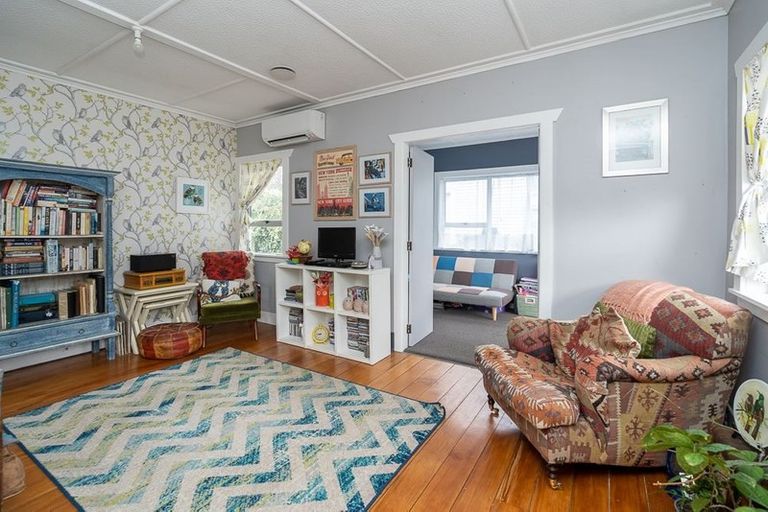 Photo of property in 18 Hinau Street, Maeroa, Hamilton, 3200