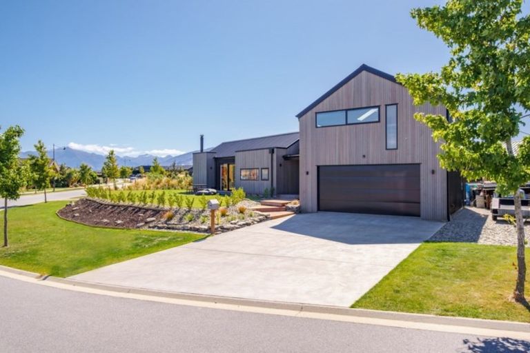 Photo of property in 57 Minaret Ridge, Wanaka, 9305