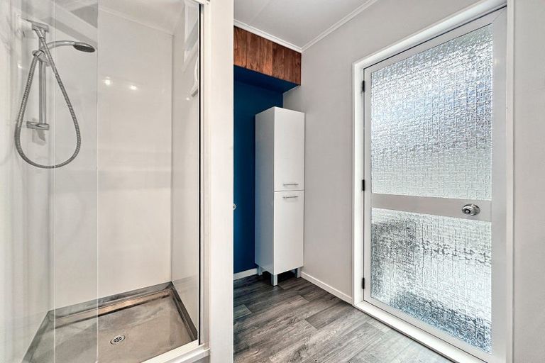 Photo of property in 2/60 Kinloch Road, Kinloch, Taupo, 3377