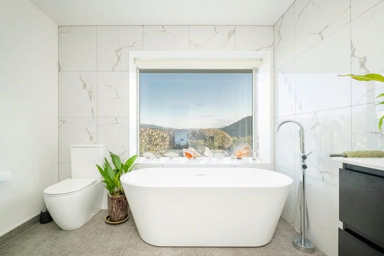 Photo of property in 2 Harbour View Terrace, Cass Bay, Lyttelton, 8082