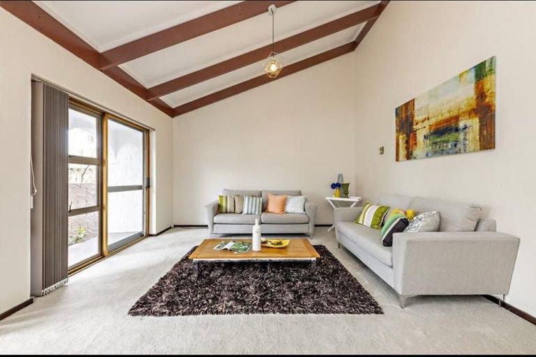 Photo of property in 1/464 Great South Road, Papatoetoe, Auckland, 2025