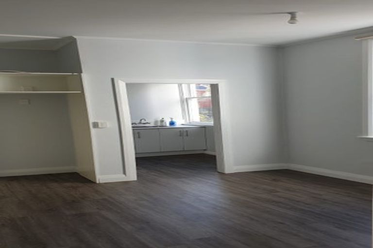 Photo of property in 76 Tinakori Road, Thorndon, Wellington, 6011