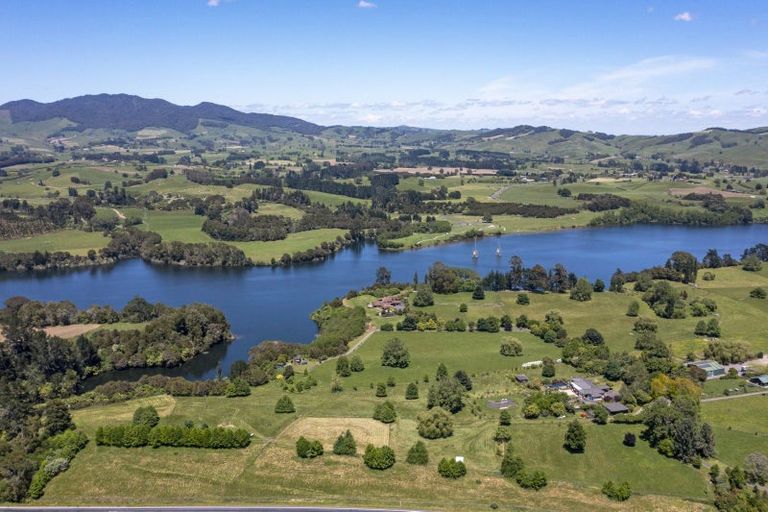 Photo of property in 1006 Tirau Road, Karapiro, Cambridge, 3494