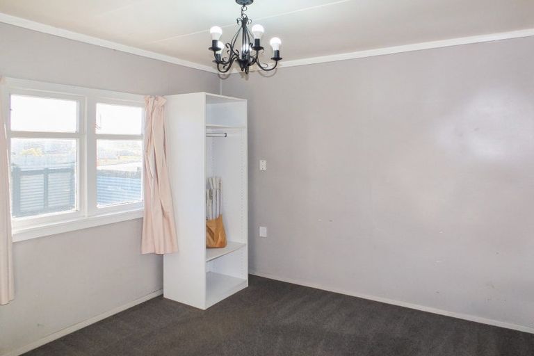 Photo of property in 11 Thomas Place, Foxton Beach, Foxton, 4815