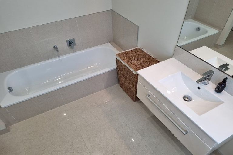 Photo of property in 2 Taumata Road, Omaha, Warkworth, 0986