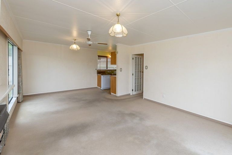Photo of property in 50b Winchester Street, Levin, 5510