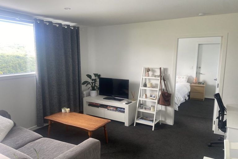 Photo of property in 1/82 Warwick Street, Wilton, Wellington, 6012