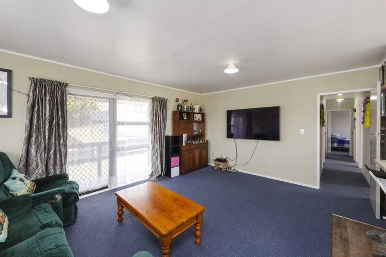 Photo of property in 42 Fraser Drive, Feilding, 4702