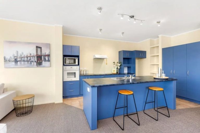 Photo of property in 15 Opotoru Road, Raglan, 3225