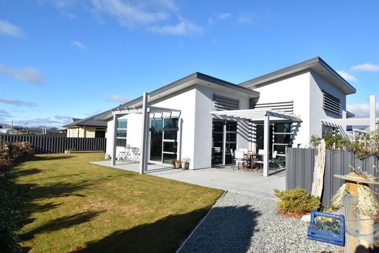 Photo of property in 12 Lakeland Avenue, Twizel, 7901