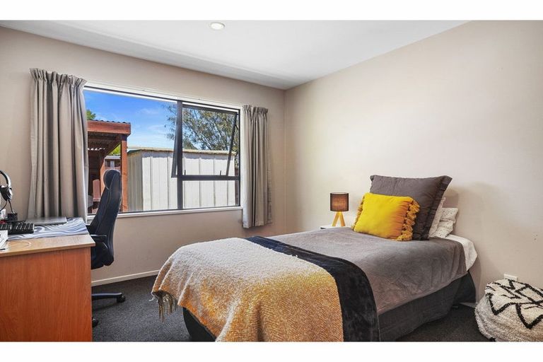 Photo of property in 19 Canon Stack Place, Kaiapoi, 7630