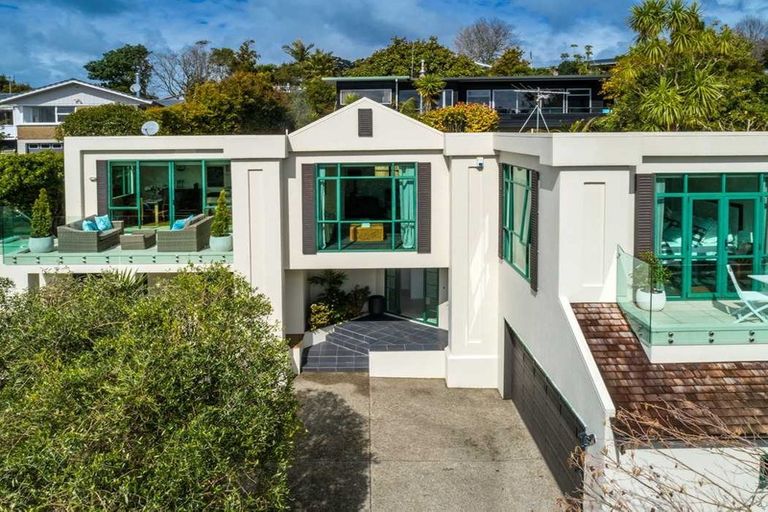 Photo of property in 33a Galaxy Drive, Mairangi Bay, Auckland, 0630