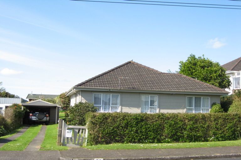 Photo of property in 60 Wallath Road, Westown, New Plymouth, 4310