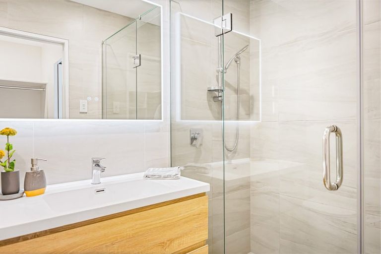 Photo of property in 6 Desalt Drive, Hobsonville, Auckland, 0616