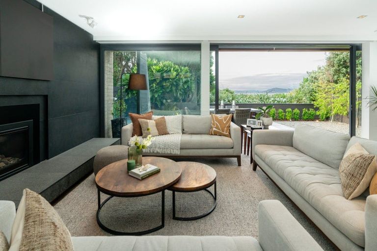 Photo of property in 11 Boardwalk Lane, Seatoun, Wellington, 6022