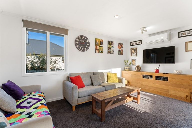 Photo of property in 32 Hazlett Road, Mosgiel, 9092