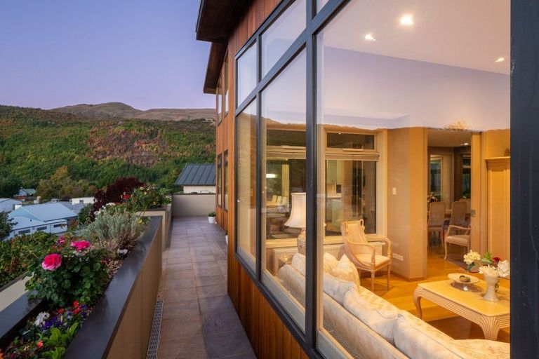 Photo of property in 115 Cotter Avenue, Arrowtown, 9302