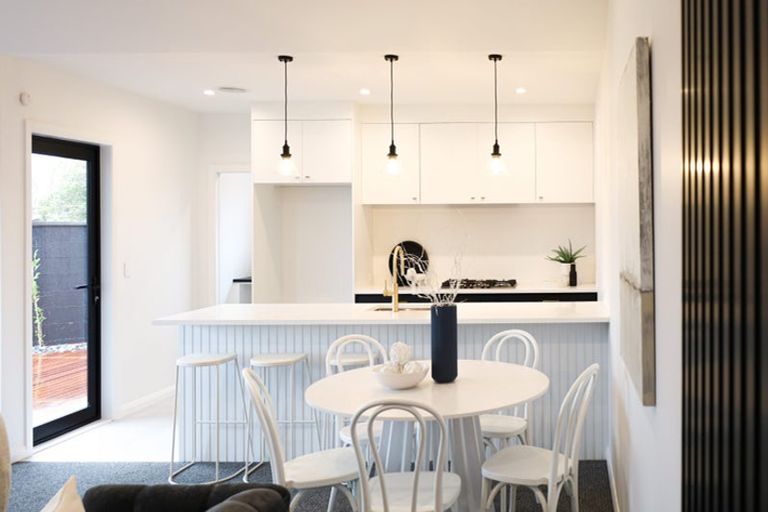 Photo of property in 1 Mangatainoka Lane, Awapuni, 4412