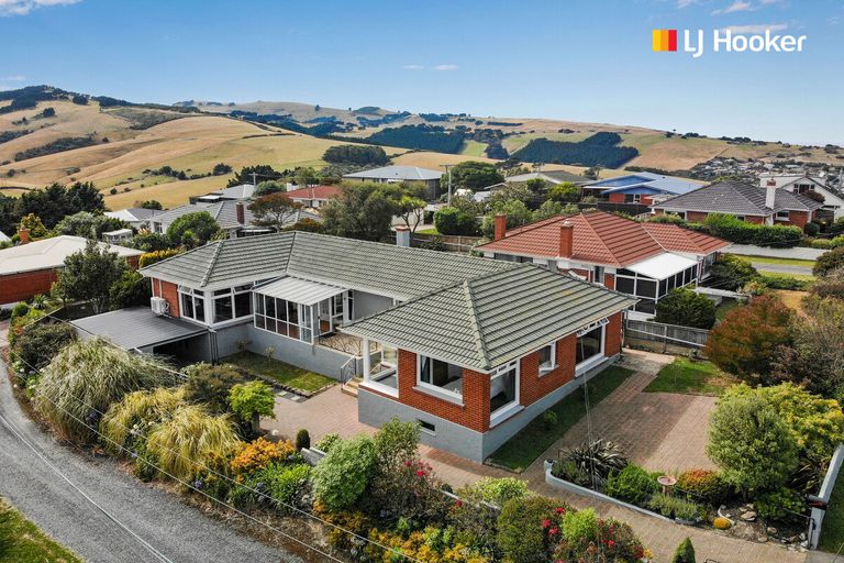 Photo of property in 43 Duckworth Street, Andersons Bay, Dunedin, 9013