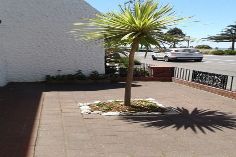 Photo of property in 455 Marine Parade, Napier South, Napier, 4110