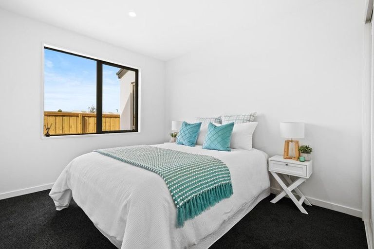 Photo of property in 2 Tarata Way, Lower Shotover, 9304