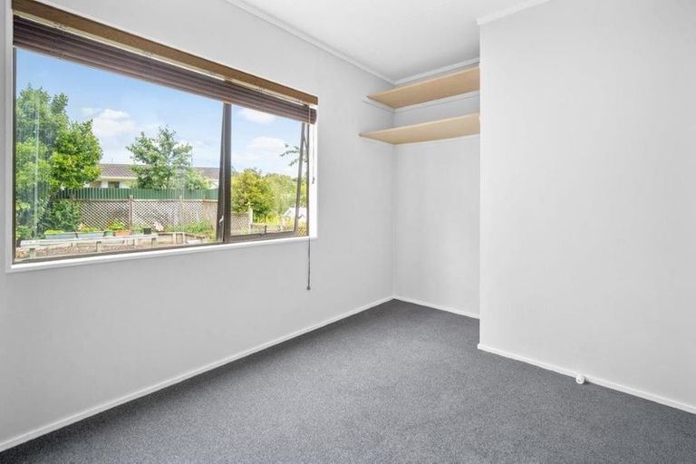 Photo of property in 19e Kenmore Street, Westown, New Plymouth, 4310