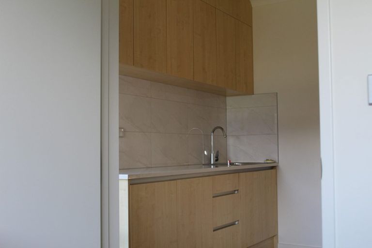 Photo of property in 11 Carrickdawson Drive, Flat Bush, Auckland, 2019