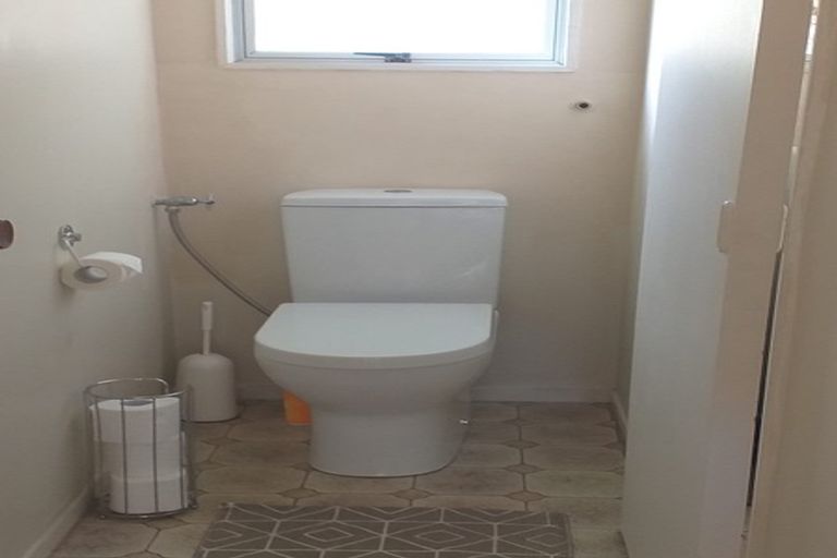 Photo of property in 22 Yorke Road, Haruru, 0204