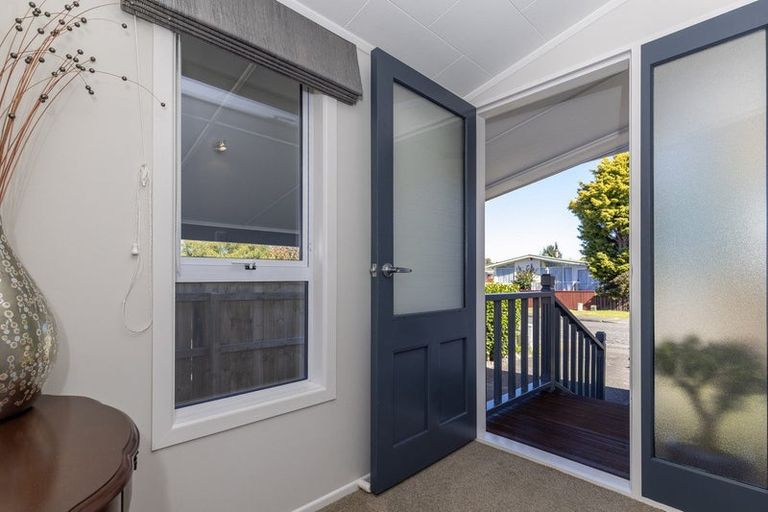 Photo of property in 71 Donovan Road, Paraparaumu Beach, Paraparaumu, 5032