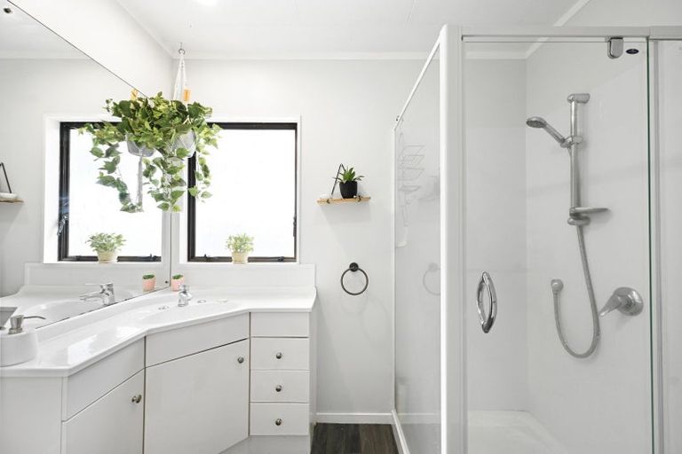 Photo of property in 20 Jasmine Avenue, Dinsdale, Hamilton, 3204