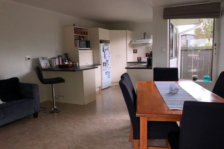 Photo of property in 85 Angelo Avenue, Howick, Auckland, 2014