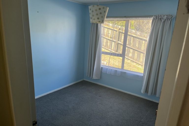 Photo of property in 154 Mark Avenue, Grenada Village, Wellington, 6037