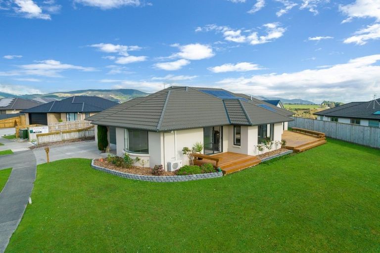 Photo of property in 2 Varsity Heights, Fitzherbert, Palmerston North, 4410