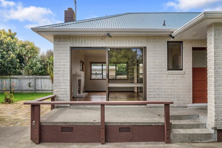 Photo of property in 1 Rutland Street, Levin, 5510