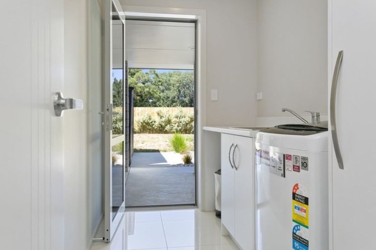 Photo of property in 2/1 Lowe Road, Rukuhia, Hamilton, 3282