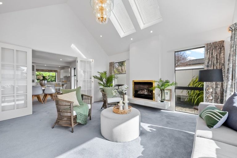 Photo of property in 2/94 Pretoria Street, Hutt Central, Lower Hutt, 5010