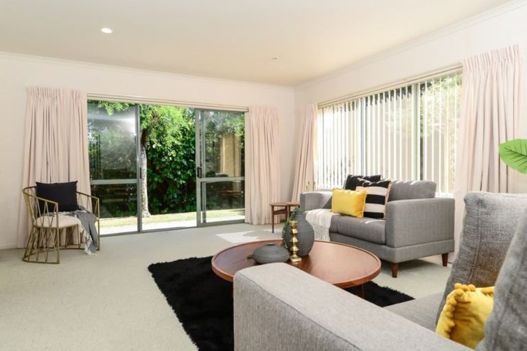 Photo of property in 4 Melfort Place, Nawton, Hamilton, 3200