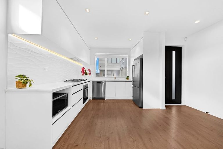 Photo of property in 6 Manahau Lane, Flat Bush, Auckland, 2019