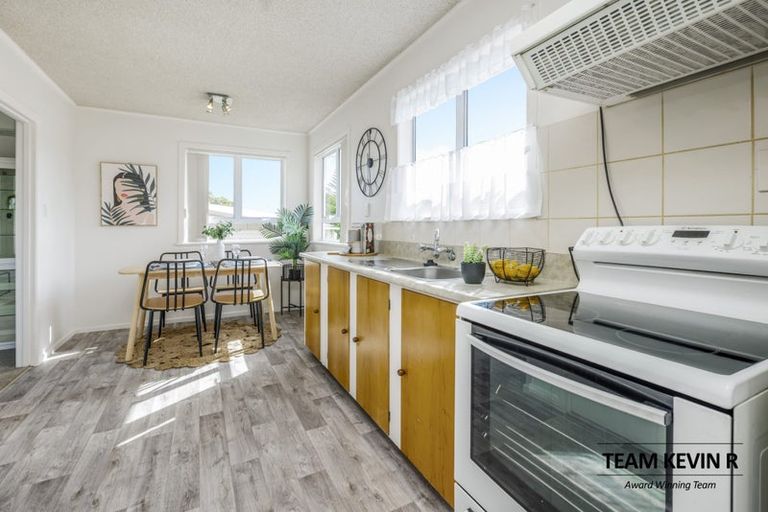 Photo of property in 21 Orchard Rise, Rosehill, Papakura, 2113