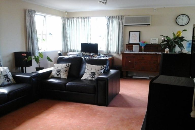 Photo of property in 1 Sunburst Lane, Torbay, Auckland, 0630