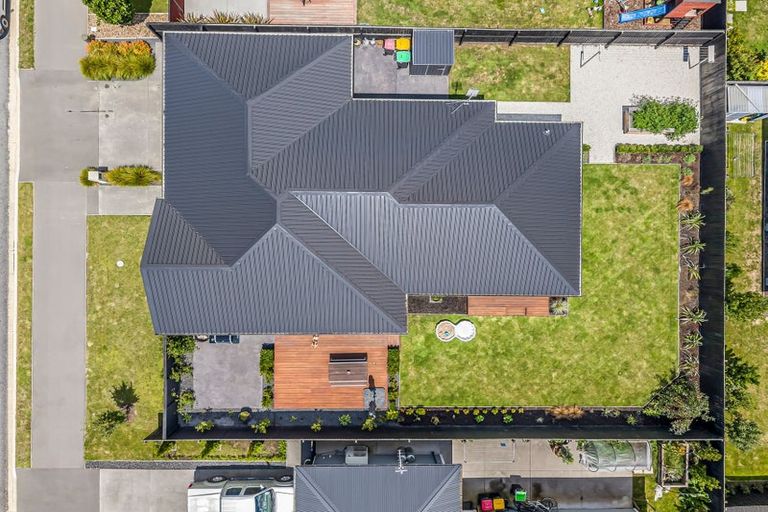 Photo of property in 102 Petries Road, Woodend, 7610