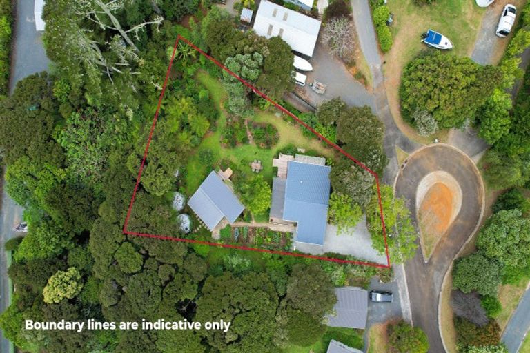 Photo of property in 5 Pounamu Place, Kerikeri, 0294