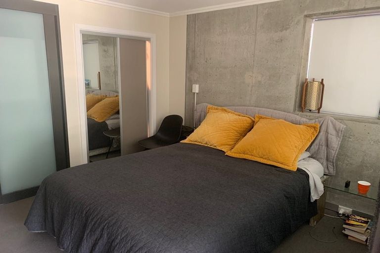 Photo of property in Frame Apartments, 702/111 Molesworth Street, Thorndon, Wellington, 6011