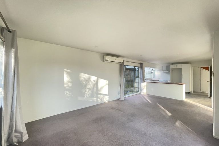 Photo of property in 2 Brookside Terrace, Bryndwr, Christchurch, 8053