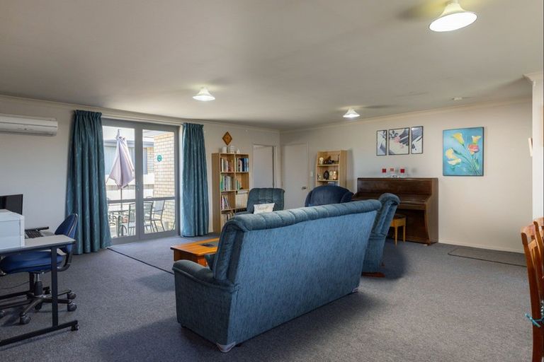 Photo of property in 12 Dunbeath Street, Blenheim, 7201