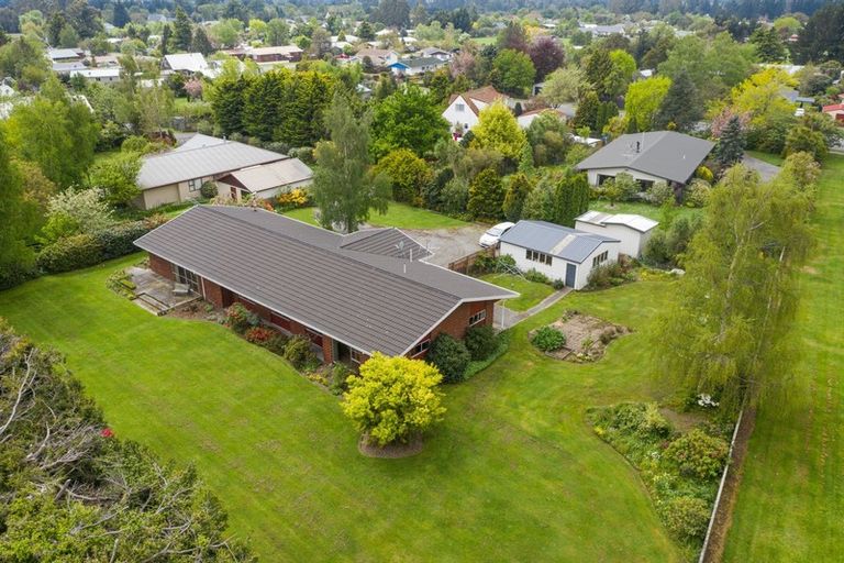 Photo of property in 15 Burnett Street, Oxford, 7430