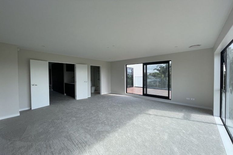 Photo of property in 15a Benders Avenue, Hillcrest, Auckland, 0627